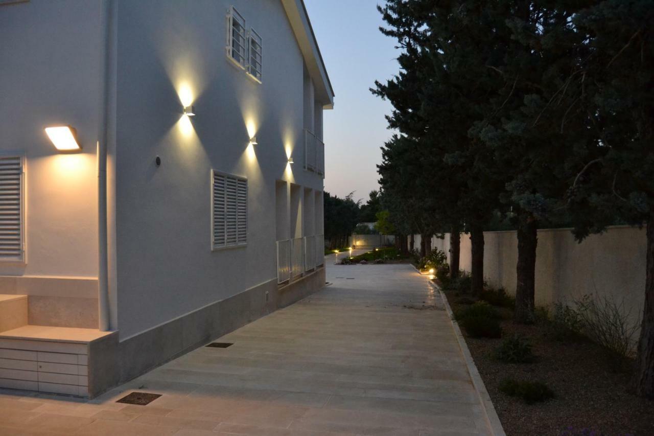 I Muretti A Secco B&B กาสเตล เดล มอนเต ภายนอก รูปภาพ